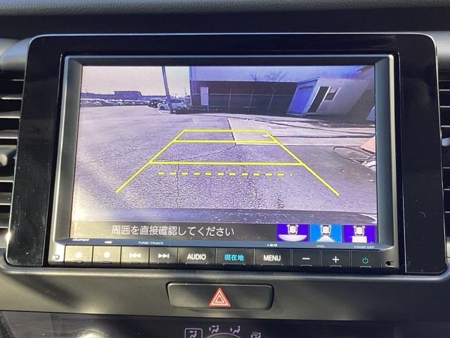 フィット ホーム ETC/純正ナビ/バックモニター/ホンダセンシング 衝突軽減ブレーキ リアカメ LEDライト クリアランスソナー 記録簿付 エアバッグ iストップ スマ-トキ- 盗難防止装置 ETC車載器 DVD(12枚目)