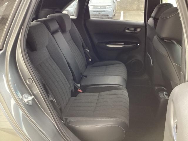 フィット ホーム ETC/純正ナビ/バックモニター/ホンダセンシング 衝突軽減ブレーキ リアカメ LEDライト クリアランスソナー 記録簿付 エアバッグ iストップ スマ-トキ- 盗難防止装置 ETC車載器 DVD(17枚目)