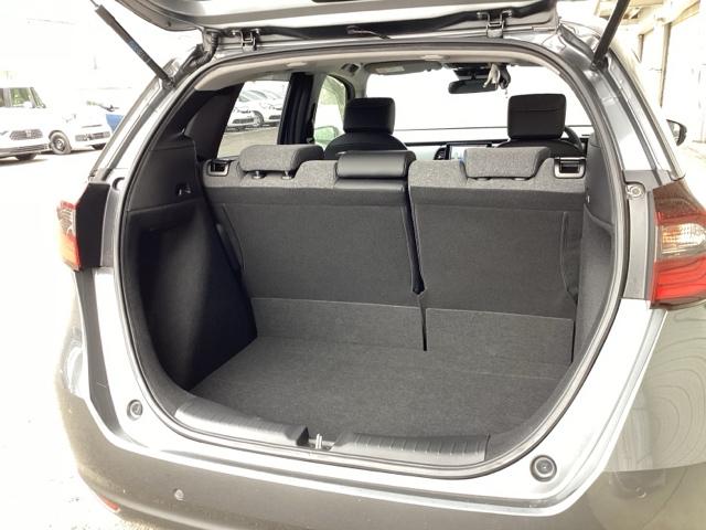 フィット ホーム ETC/純正ナビ/バックモニター/ホンダセンシング 衝突軽減ブレーキ リアカメ LEDライト クリアランスソナー 記録簿付 エアバッグ iストップ スマ-トキ- 盗難防止装置 ETC車載器 DVD(18枚目)