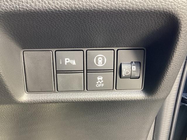 フィット ホーム ETC/純正ナビ/バックモニター/ホンダセンシング 衝突軽減ブレーキ リアカメ LEDライト クリアランスソナー 記録簿付 エアバッグ iストップ スマ-トキ- 盗難防止装置 ETC車載器 DVD(34枚目)