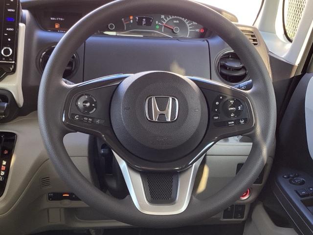 Ｎ－ＢＯＸ Ｇ・Ｌホンダセンシング　運転席＆助手席シートヒーター　Ｗ電動ドア　Ｓヒータ　Ａストップ　カーテンエアバック　ＥＳＣ　キーフリーシステム　ＬＥＤライト　フルセグ対応　バックＭ　ＴＶナビ　ＵＳＢ　スマートキー　クルコン　ＥＴＣ（16枚目）