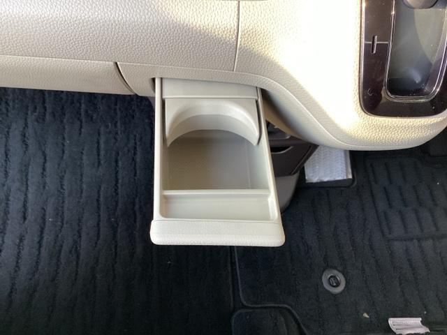 Ｎ－ＢＯＸ Ｇ・Ｌホンダセンシング　運転席＆助手席シートヒーター　Ｗ電動ドア　Ｓヒータ　Ａストップ　カーテンエアバック　ＥＳＣ　キーフリーシステム　ＬＥＤライト　フルセグ対応　バックＭ　ＴＶナビ　ＵＳＢ　スマートキー　クルコン　ＥＴＣ（50枚目）