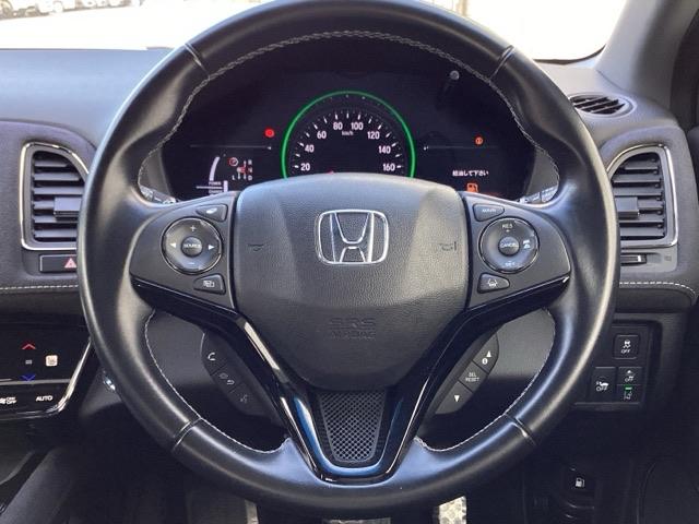 ��ɂȂ��ފ��o�̃X�e�A�����O�ł��B�����S�n�A�f�U�C�����A���쐫�ɂ���������A�C�e���ł��B