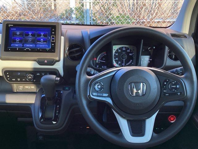 ��ɂȂ��ފ��o�̃X�e�A�����O�ł��B�����S�n�A�f�U�C�����A���쐫�ɂ���������A�C�e���ł�