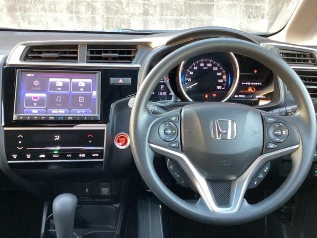 ��ɂȂ��ފ��o�̃X�e�A�����O�ł��B�����S�n�A�f�U�C�����A���쐫�ɂ���������A�C�e���ł�