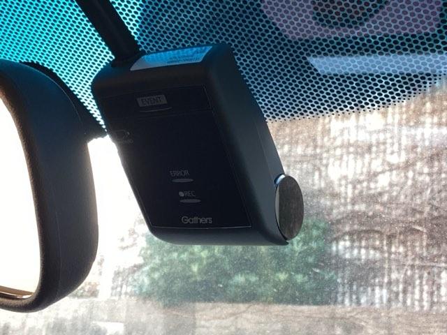 �܂����̎��̂��߂Ƀh���C�u���R�[�_�[�������Ă��܂��B��莞�ԉ摜�������ۑ��ł���̂ň��S�ł��B