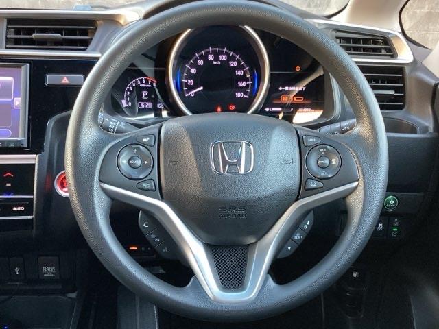 �g���������Z���V���O���ڃ~���g���[�_�[�ƒP��J�����ŁA�N���}�̑O���̏󋵂�F���B�u���[�L��X�e�A�����O�̐���Z�p�Ƌ������A���S�E���K�ȉ^�]�⎖�̉�����x�������̃V�X�e���ł�