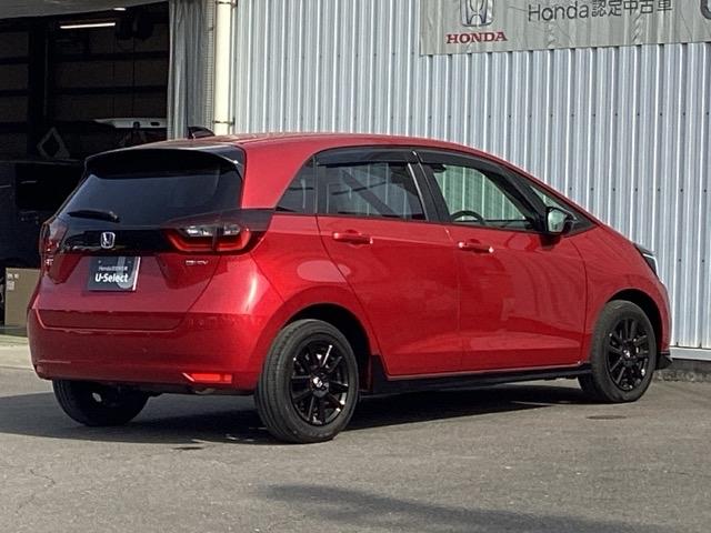 フィット e:HEVホームブラックスタイル ETC/純正ナビ/バックモニター/ホンダセンシング パワーウィンドウ パワーステアリング 地デジチューナー Bカメラ フルオートエアコン オートクルーズコントロール LEDライト サイドSRS VSA(8枚目)