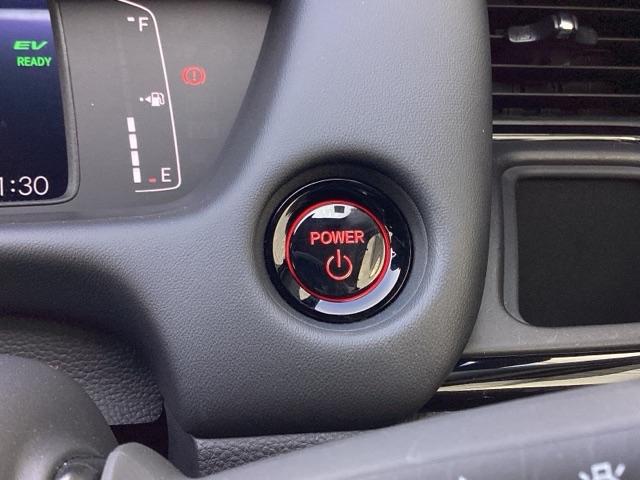 フィット e:HEVホームブラックスタイル ETC/純正ナビ/バックモニター/ホンダセンシング パワーウィンドウ パワーステアリング 地デジチューナー Bカメラ フルオートエアコン オートクルーズコントロール LEDライト サイドSRS VSA(31枚目)