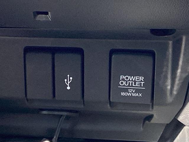 �y�A�N�Z�T���[�\�P�b�g�i�d���\�P�b�g�j�z�d������P�[�u�����Ȃ��΁A�X�}�[�g�t�H���Ȃǂ̓d�q�@��̏[�d�Ȃǂ��s�����Ƃ��ł��܂��B�Q�[���@���A�J�����̏[�d�ɂ��֗��ł��ˁB