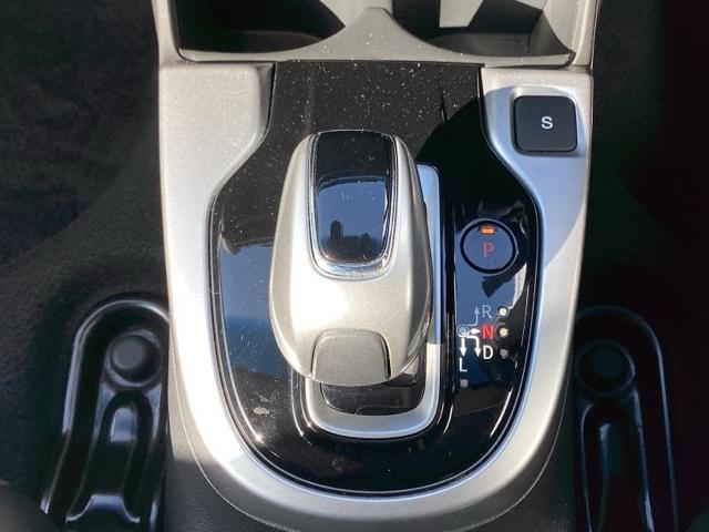 �V���v���łƂĂ��g���₷���t���A�V�t�g�ɁA�p�[�L���O�u���[�L�̓n���h�^�C�v�̃T�C�h�u���[�L�ł��B