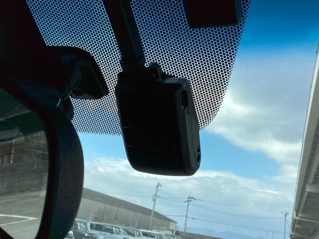 �܂����̎��̂��߂Ƀh���C�u���R�[�_�[�������Ă��܂��B��莞�ԉ摜�������ۑ��ł���̂ň��S�ł�