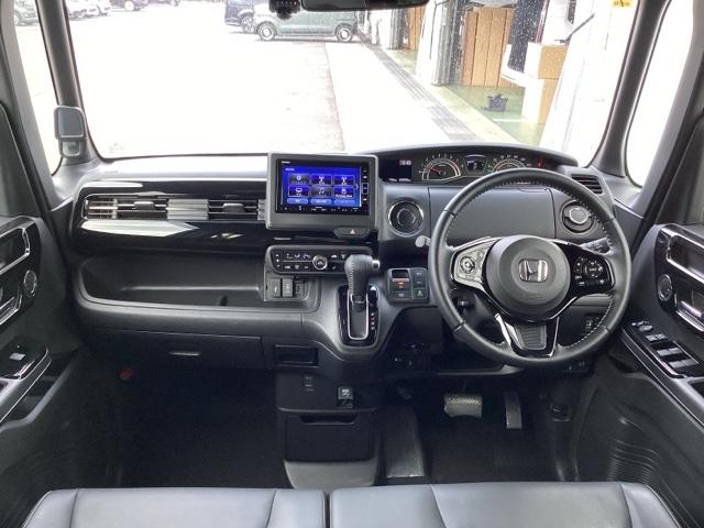 N-BOXカスタム Lターボ ETC/純正ナビ/バックモニター/ホンダセンシング Wパワスラ スマキ プリクラッシュセーフティー 地デジ対応 後カメラ シートH ESC サイドエアバック ECON USBポート DVD再生可(2枚目)