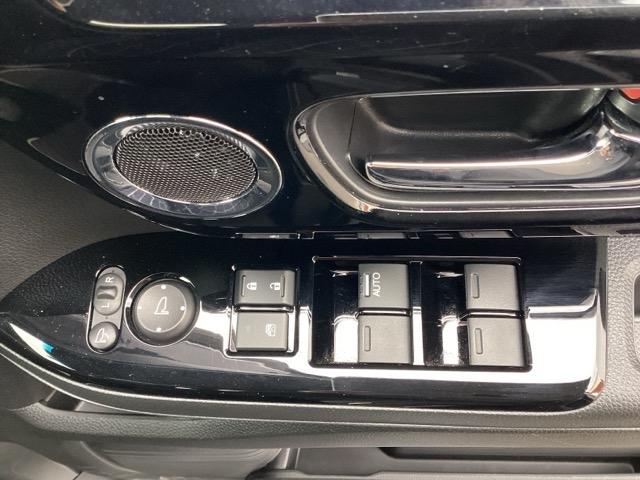 N-BOXカスタム Lターボ ETC/純正ナビ/バックモニター/ホンダセンシング Wパワスラ スマキ プリクラッシュセーフティー 地デジ対応 後カメラ シートH ESC サイドエアバック ECON USBポート DVD再生可(38枚目)