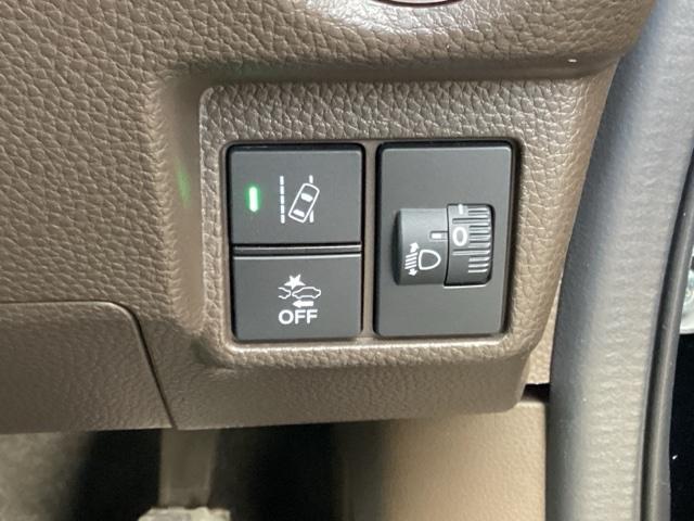 N-BOX L ETC/純正ナビ/バックモニター/ホンダセンシング バックセンサー 地デジフルセグTV Wエアバッグ 前席シートヒーター USB接続 記録簿付 ナビTV LED リモコンキー Bカメラ DVD VSA(32枚目)