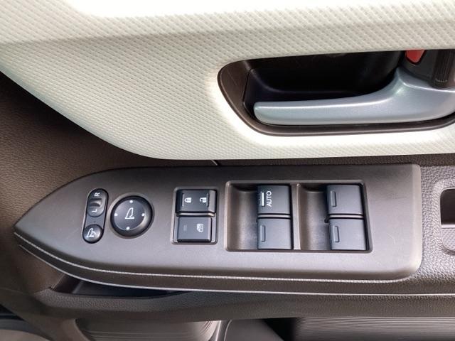 N-BOX L ETC/純正ナビ/バックモニター/ホンダセンシング バックセンサー 地デジフルセグTV Wエアバッグ 前席シートヒーター USB接続 記録簿付 ナビTV LED リモコンキー Bカメラ DVD VSA(35枚目)