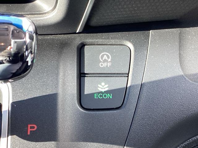 フリード＋ Ｇ・ホンダセンシング　スマートキーシステム　衝突被害軽減装置　Ａストップ　ＰＷ　後カメラ　パワーステアリング　ＤＶＤ再生　横滑り防止装置　イモビライザー　オートクルーズコントロール　ＥＴＣ車載器（25枚目）