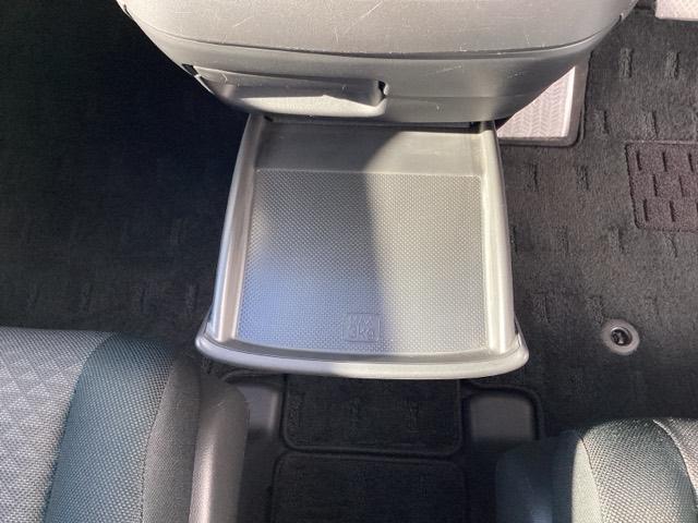 フリード＋ Ｇ・ホンダセンシング　スマートキーシステム　衝突被害軽減装置　Ａストップ　ＰＷ　後カメラ　パワーステアリング　ＤＶＤ再生　横滑り防止装置　イモビライザー　オートクルーズコントロール　ＥＴＣ車載器（27枚目）