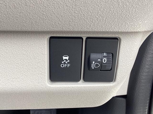 Ｎ－ＢＯＸ ベースグレード　運転席＆助手席シートヒーター／ＬＥＤライト／メモリーナビ　ＥＣＯＮ　Ｓヒーター　ＬＥＤヘットライト　ワンオーナ　キーフリーシステム　盗難防止装置　パワーウインドー　ナビＴＶ　スマートキーシステム（33枚目）