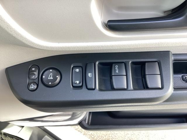 Ｎ－ＢＯＸ ベースグレード　運転席＆助手席シートヒーター／ＬＥＤライト／メモリーナビ　ＥＣＯＮ　Ｓヒーター　ＬＥＤヘットライト　ワンオーナ　キーフリーシステム　盗難防止装置　パワーウインドー　ナビＴＶ　スマートキーシステム（38枚目）