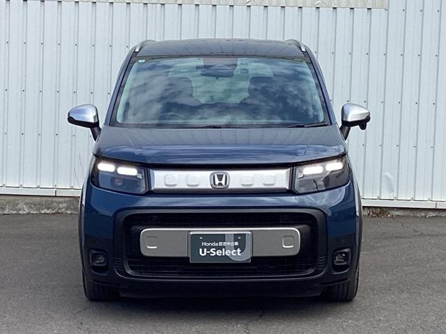 �y�k�d�c�w�b�h���C�g�z����������Ă��܂��B��ԑ��s����J�̓��ɖ��邭���S�ɑO�����Ƃ炷���Ƃ��o���܂��B�Ό��Ԃ���������₷���̂ő���ɐڋ߂�m�点�邱�Ƃ��o���܂��B