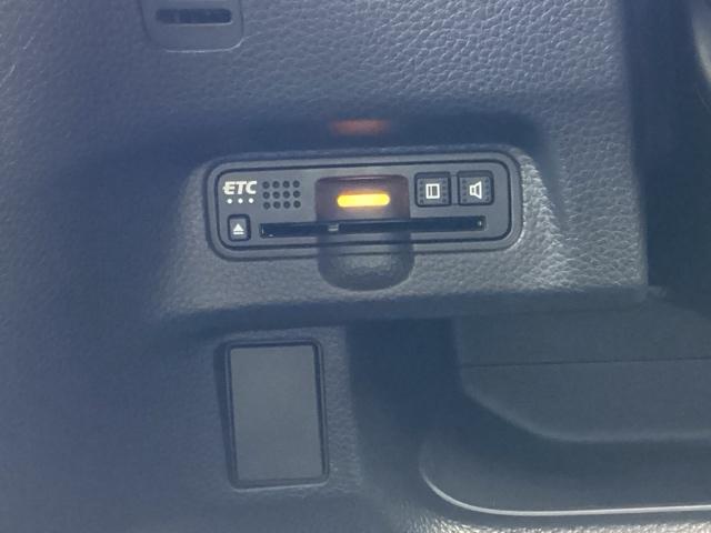 Ｎ－ＢＯＸカスタム Ｇ・Ｌホンダセンシング　ＥＴＣ／純正ナビ／バックモニター／ホンダセンシング　ベンチ　記録簿付き　助手席エアバック　クリソナ　エアＢ　バックアイカメラ　地デジフルセグＴＶ　キーフリーシステム　スマートキーＰスタート　ＥＳＣ（14枚目）