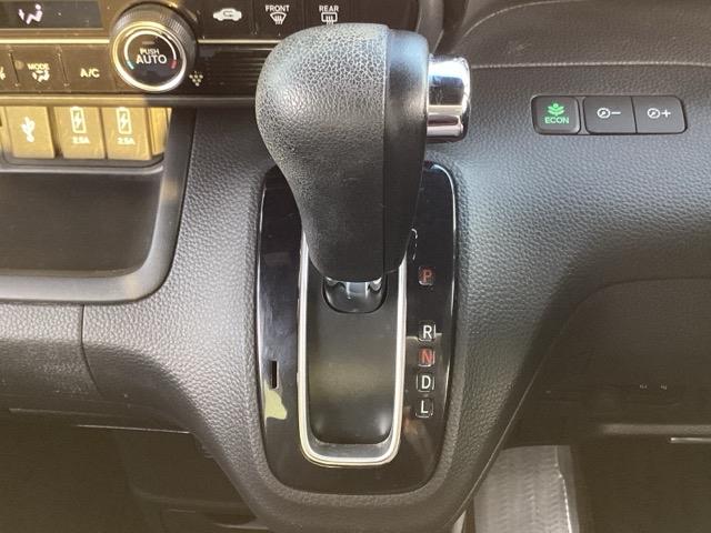 Ｎ－ＢＯＸカスタム Ｇ・Ｌホンダセンシング　ＥＴＣ／純正ナビ／バックモニター／ホンダセンシング　ベンチ　記録簿付き　助手席エアバック　クリソナ　エアＢ　バックアイカメラ　地デジフルセグＴＶ　キーフリーシステム　スマートキーＰスタート　ＥＳＣ（22枚目）