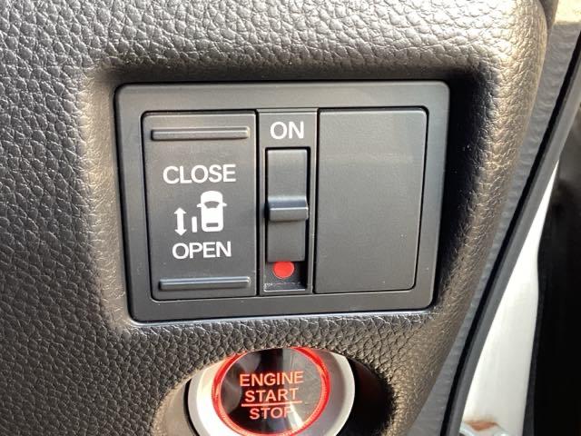 Ｎ－ＢＯＸカスタム Ｇ・Ｌホンダセンシング　ＥＴＣ／純正ナビ／バックモニター／ホンダセンシング　ベンチ　記録簿付き　助手席エアバック　クリソナ　エアＢ　バックアイカメラ　地デジフルセグＴＶ　キーフリーシステム　スマートキーＰスタート　ＥＳＣ（32枚目）