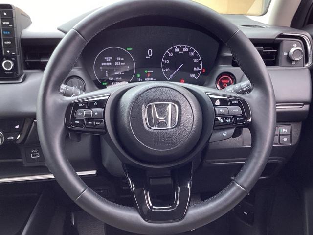 ヴェゼル ｅ：ＨＥＶＺ　ＥＴＣ／純正ナビ／バックモニター／ホンダセンシング　Ｓヒータ　地デジフルセグＴＶ　定期点検記録簿　サイドエアバッグ　後カメラ　前後障害物センサー　横滑防止装置　エアコン　ＬＥＤヘットライト　パワステ（15枚目）