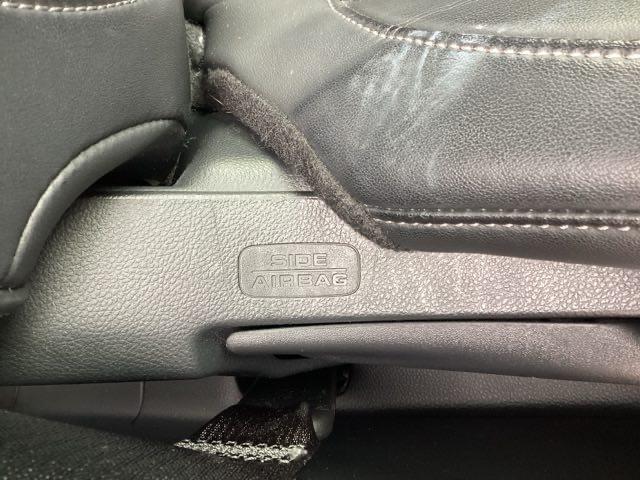 ヴェゼル ｅ：ＨＥＶＺ　ＥＴＣ／純正ナビ／バックモニター／ホンダセンシング　Ｓヒータ　地デジフルセグＴＶ　定期点検記録簿　サイドエアバッグ　後カメラ　前後障害物センサー　横滑防止装置　エアコン　ＬＥＤヘットライト　パワステ（35枚目）