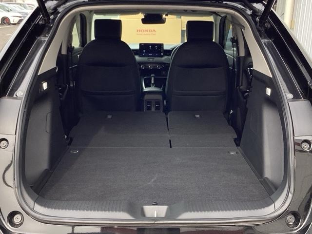 ヴェゼル ｅ：ＨＥＶＺ　ＥＴＣ／純正ナビ／バックモニター／ホンダセンシング　Ｓヒータ　地デジフルセグＴＶ　定期点検記録簿　サイドエアバッグ　後カメラ　前後障害物センサー　横滑防止装置　エアコン　ＬＥＤヘットライト　パワステ（40枚目）