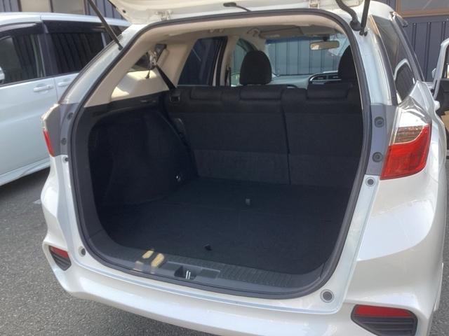 ����ȃe�[���Q�[�g�ł��B���L�A�Ⴂ���ʂő傫�ȉו��̏o�����ꂪ�ȒP�ɂȂ�܂��B