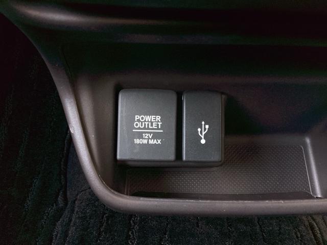 フリードハイブリッド ハイブリッド・Ｇホンダセンシング　ＥＴＣ／純正ナビ／バックモニター／ホンダセンシング　スマキ－　両Ｐスラドア　前後ソナー　Ｄレコ　Ａクルコン　ＬＥＤヘットランプ　整備記録簿　ナビＴＶ　Ｂカメラ　フルセグ地デジ　アイストップ　ＤＶＤ再生（28枚目）