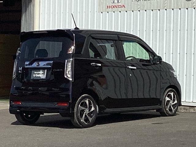 �o�b�N�J�������t���Ă���̂Ńo�b�N�ł̎Ԍɓ�������S�ł��B