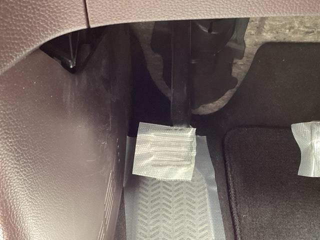 �p�[�L���O�u���[�L�́A�t�b�g�u���[�L�^�C�v�Ȃ̂ŁA�^�]�ȂƏ���Ȃ̊Ԃ͂������肵�Ă��܂��B