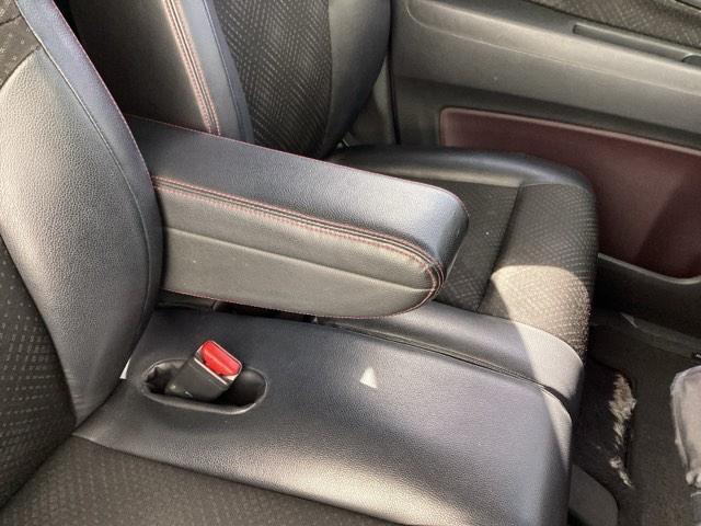 �V�[�g�A�[�����X�g