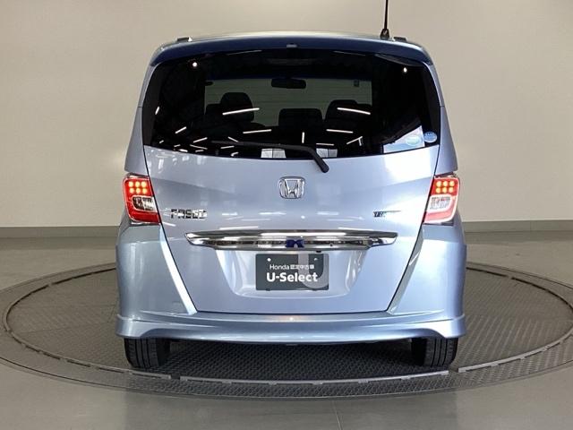 フリードハイブリッド ジャストセレクション　純正メモリーナビ　両側電動スライドドア　スマキー　イモビ　横滑り防止システム　１セグ　両電動スライドドア　ＤＶＤ再生可　ナビＴＶ　運転席エアバッグ　キーレスエントリーシステム　ＡＵＴＯエアコン　ＡＢＳ（9枚目）