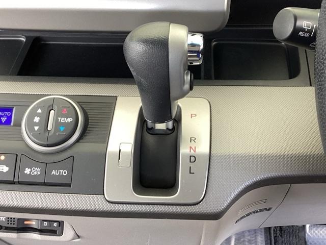 フリードハイブリッド ジャストセレクション　純正メモリーナビ　両側電動スライドドア　スマキー　イモビ　横滑り防止システム　１セグ　両電動スライドドア　ＤＶＤ再生可　ナビＴＶ　運転席エアバッグ　キーレスエントリーシステム　ＡＵＴＯエアコン　ＡＢＳ（39枚目）