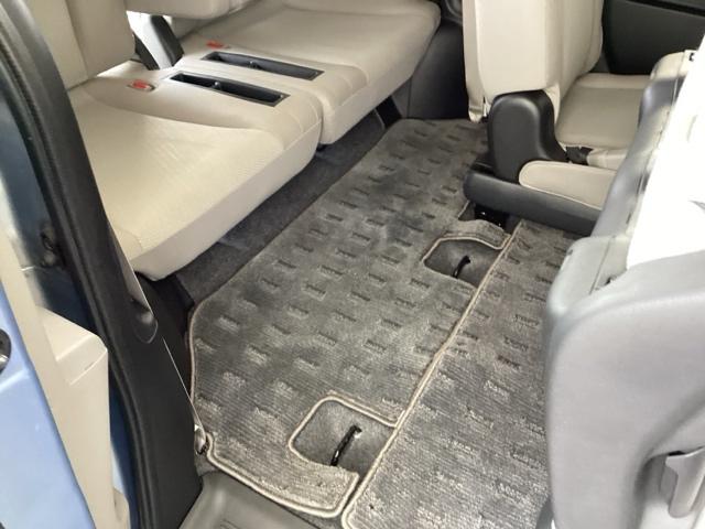 フリードハイブリッド ジャストセレクション　純正メモリーナビ　両側電動スライドドア　スマキー　イモビ　横滑り防止システム　１セグ　両電動スライドドア　ＤＶＤ再生可　ナビＴＶ　運転席エアバッグ　キーレスエントリーシステム　ＡＵＴＯエアコン　ＡＢＳ（60枚目）