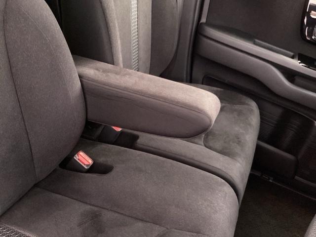 Ｎ－ＢＯＸカスタム Ｌ　ＥＴＣ／純正ナビ／バックモニター／ホンダセンシング　スマートキーシステム　ヒーター　リヤカメラ　サイドカーテンエアバック　記録簿　ナビ＆ＴＶ　ＵＳＢポート　ＬＥＤ　キーフリー　両側スライド片側電動ドア（37枚目）