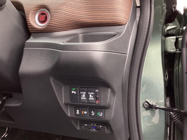 フリード+ クロスター ETC/純正ナビ/バックモニター/ホンダセンシング ナビTV ミュージックプレイヤー接続可 Bカメラ LEDヘッドライト 横滑り防止 スマートキー DVD 両側パワースライドドア キーレス エアコン(16枚目)