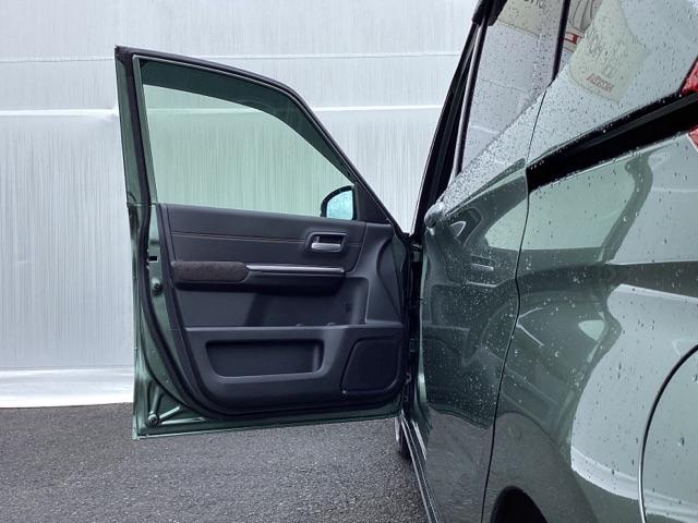 フリード+ クロスター ETC/純正ナビ/バックモニター/ホンダセンシング ナビTV ミュージックプレイヤー接続可 Bカメラ LEDヘッドライト 横滑り防止 スマートキー DVD 両側パワースライドドア キーレス エアコン(26枚目)