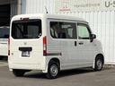 バックカメラが付いているのでバックでの車庫入れも安心です。