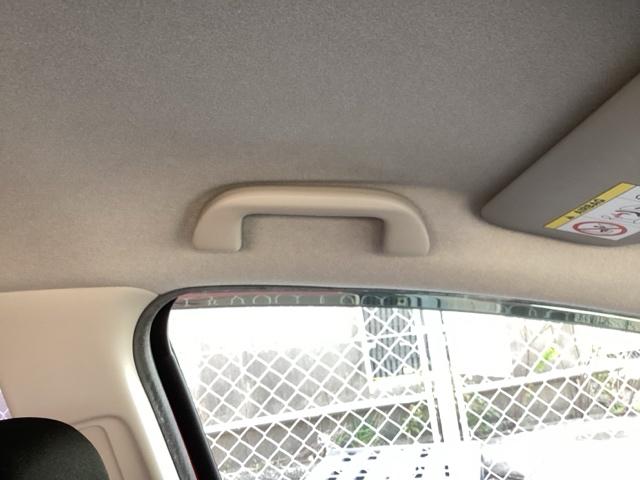 フィットハイブリッド Ｆパッケージ　純正メモリーナビリヤカメラ　スマ－トキ－　Ｒカメラ　ＷＳＲＳ　盗難防止　ＤＶＤ視聴　フルオートエアコン　キーレス　運転席エアバック　ＥＳＣ　ナビ＆ＴＶ　ＡＢＳ付　パワーウィンドウ　パワーステアリング（38枚目）