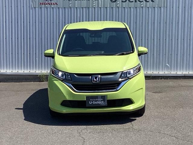 フリード＋ Ｇ　車いす仕様車アルミスロープ　リヤカメラ　横滑り防止システム　ＬＥＤヘッドランプ　セキュリティーアラーム　スマートキー　ＥＴＣ車載器　アイストップ　オートエアコン　パワーウインドウ　Ｗエアバッグ　ＡＢＳ（6枚目）