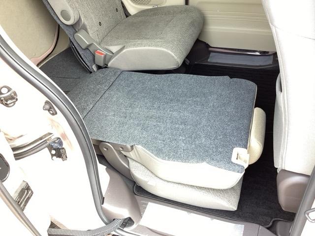 Ｎ－ＢＯＸ Ｇ・Ｌターボホンダセンシング　純正メモリーナビＬＥＤライト　左右電動スライドドア　ＥＴＣ車載器　ＵＳＢ接続　スマートキー　サイドカーテンエアバック　地デジ　横滑り防止装置　クルーズコントロール　ＡＡＣ　ＤＶＤ再生　ヒーター　ターボ（25枚目）