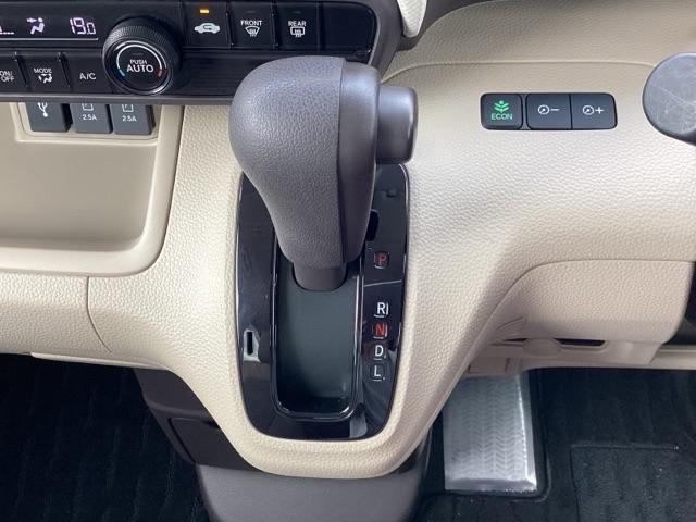 Ｎ－ＢＯＸ Ｇ・Ｌホンダセンシング　ナビ装着用スペシャルパッケージ＋ＥＴＣ車載器　ＩＳＴＯＰ　ＬＥＤランプ　ＵＳＢ入力　フルセグＴＶ　Ｂカメラ　ナビＴＶ　ドライブレコーダー　スマートキーシステム　オートエアコン　エアＢ　横滑り防止　ＰＷ（24枚目）