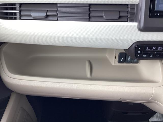 Ｎ－ＢＯＸ Ｇ・Ｌホンダセンシング　ナビ装着用スペシャルパッケージ＋ＥＴＣ車載器　ＩＳＴＯＰ　ＬＥＤランプ　ＵＳＢ入力　フルセグＴＶ　Ｂカメラ　ナビＴＶ　ドライブレコーダー　スマートキーシステム　オートエアコン　エアＢ　横滑り防止　ＰＷ（46枚目）