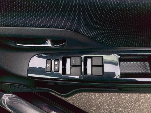 ヴィッツ Ｆ　ＥＴＣ／バックモニター／メモリーナビ　アイドルストップ　フルセグＴＶ　ＥＴＣ車載器　ＬＥＤヘッドライト　キーフリーシステム　エアコン　横滑り防止　イモビライザー　ドライブレコーダー　ＡＢＳ　ナビＴＶ（33枚目）