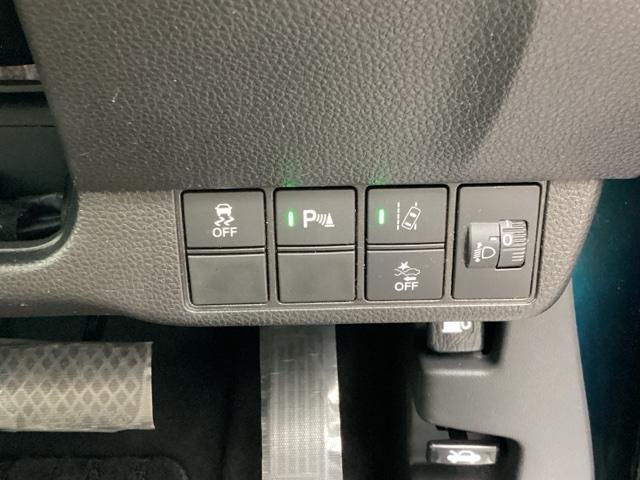 Ｎ－ＯＮＥ プレミアム　プライムスムースフロントシート運転席／助手席シートヒーター１４インチアルミホイール　ＵＳＢポート　ＥＳＣ　コーナーセンサー　ＬＥＤ　シ－トヒ－タ－　バックカメラ　カーテンエアバック　スマートキー（30枚目）